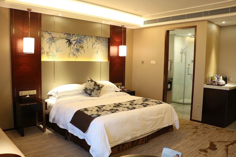 Hotel Ramada Yiyang Taojiang