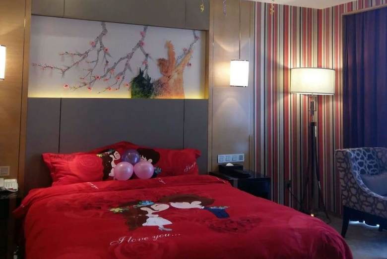 Hotel Ramada Yiyang Taojiang