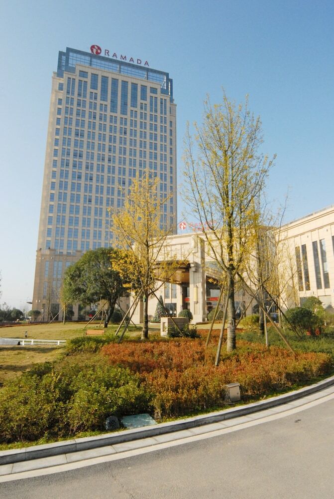 Hotel Ramada Yiyang Taojiang