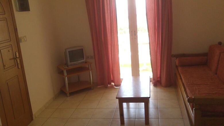 Apartamentos Flisvos Rooms