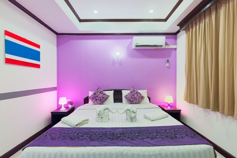 Hotel Grand Orchid Inn