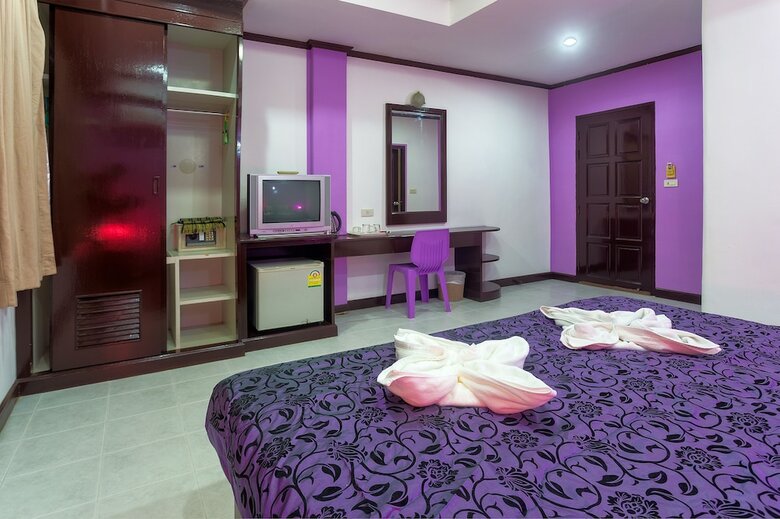 Hotel Grand Orchid Inn