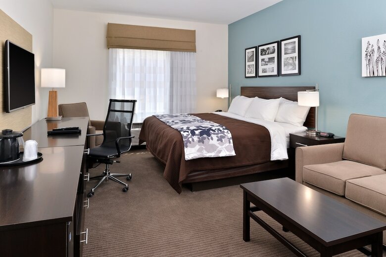 Hotel Sleep Inn & Suites