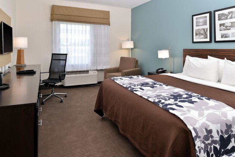 Hotel Sleep Inn & Suites