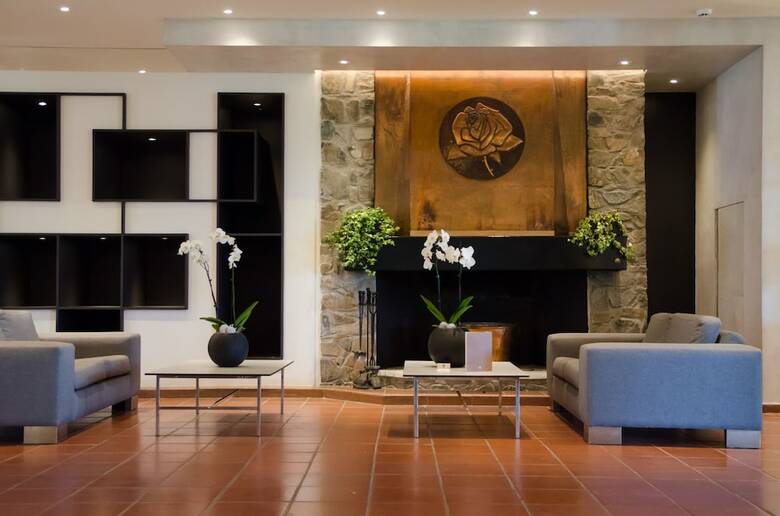 Rodon Hotel And Resort