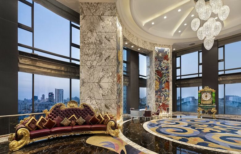 Hotel The Reverie Saigon