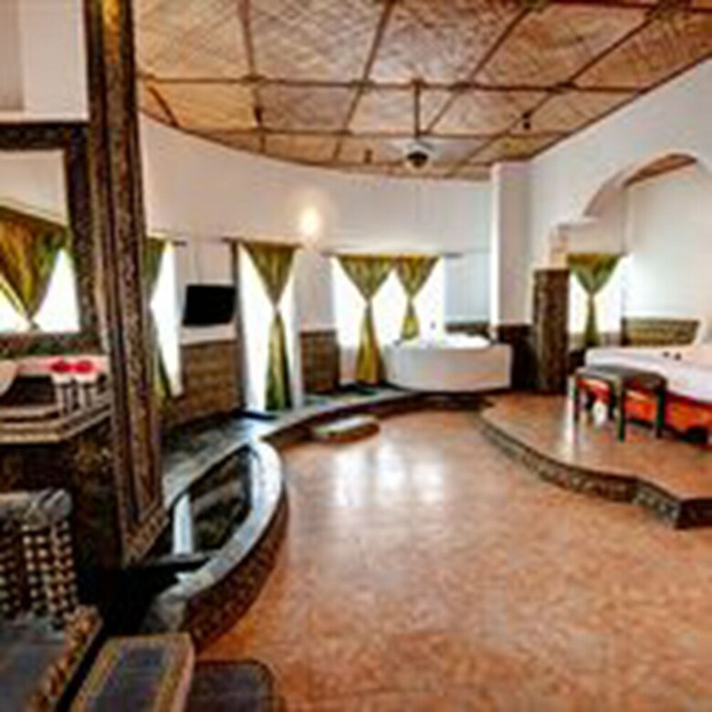 Le Grand Palais Boutique Hotel