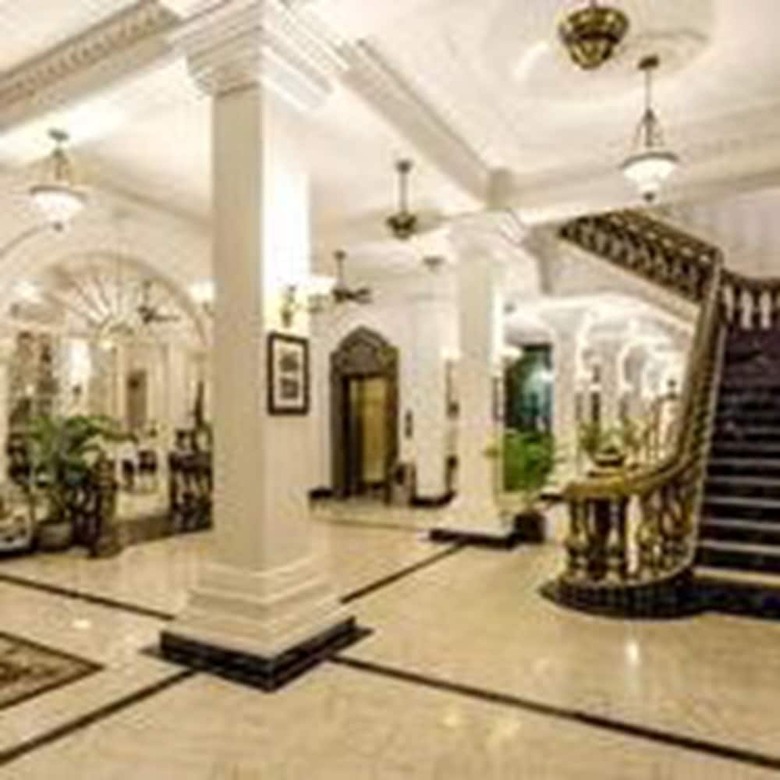 Le Grand Palais Boutique Hotel