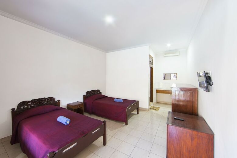 Hotel Surya Tropical Kuta
