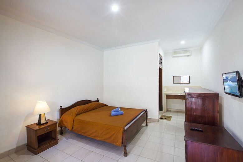 Hotel Surya Tropical Kuta