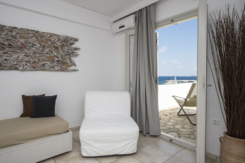 Hotel Kanale's Rooms And Suites