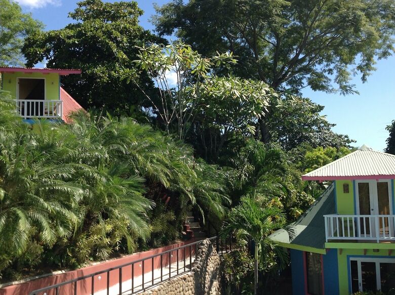 Hotel Tamarindo Village