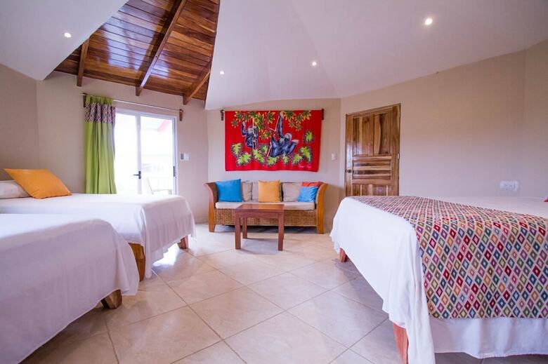 Hotel Tamarindo Village
