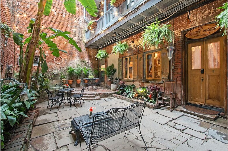 French Quarter Mansion Boutique Hotel