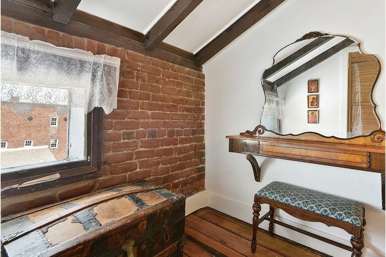 French Quarter Mansion Boutique Hotel