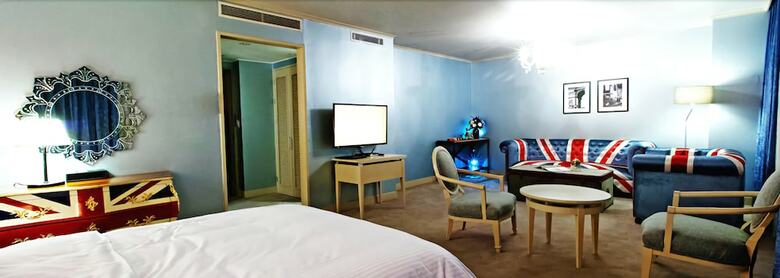 Queen Vell Hotel & Wedding