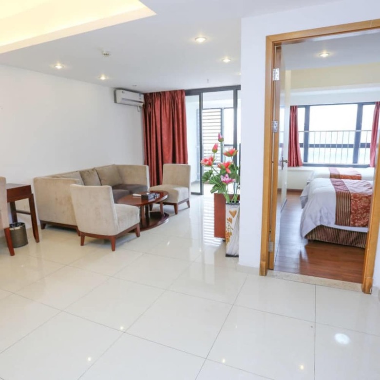 Aohua International Apartment Hotel