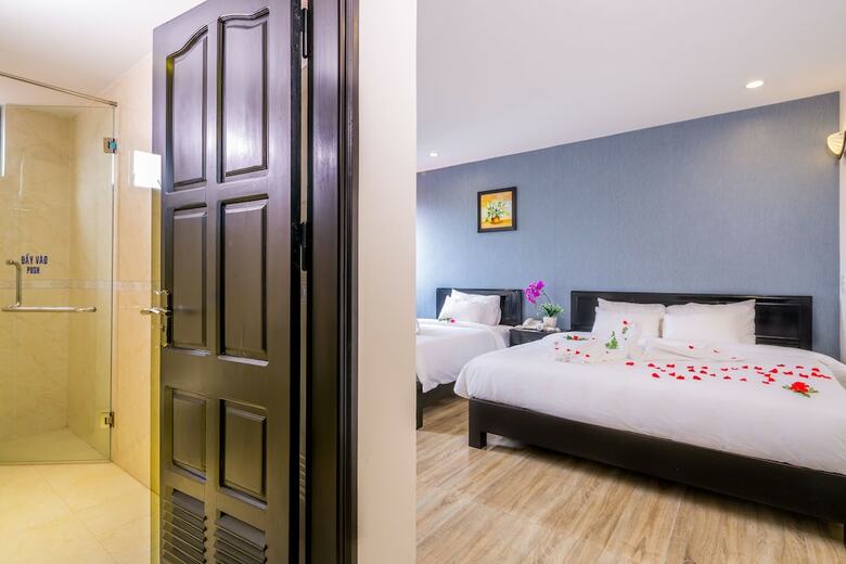 Hotel La Maison Da Nang Beach