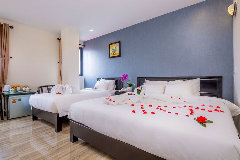 Hotel La Maison Da Nang Beach