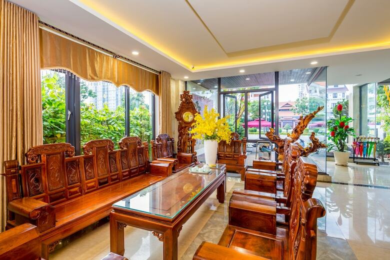 Hotel La Maison Da Nang Beach