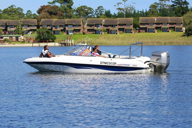 Villa Pine Lake Marina