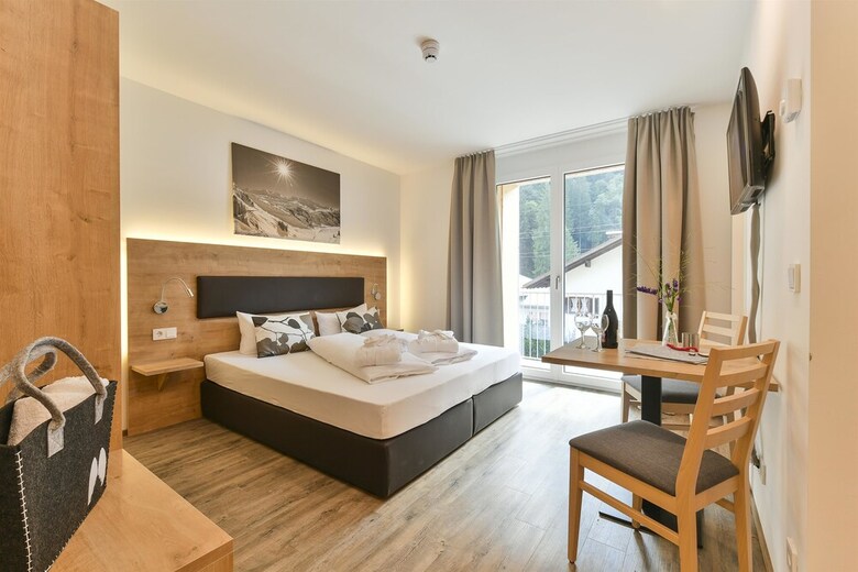 Aparthotel Alpine Lodge Kl�sterle Am Arlberg