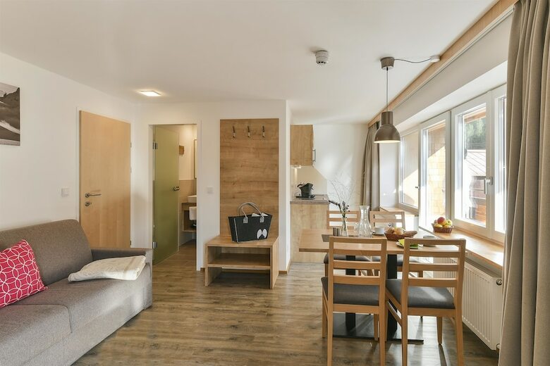Aparthotel Alpine Lodge Kl�sterle Am Arlberg