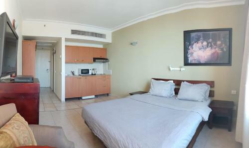 Marom Hof Hacarmel Apartments