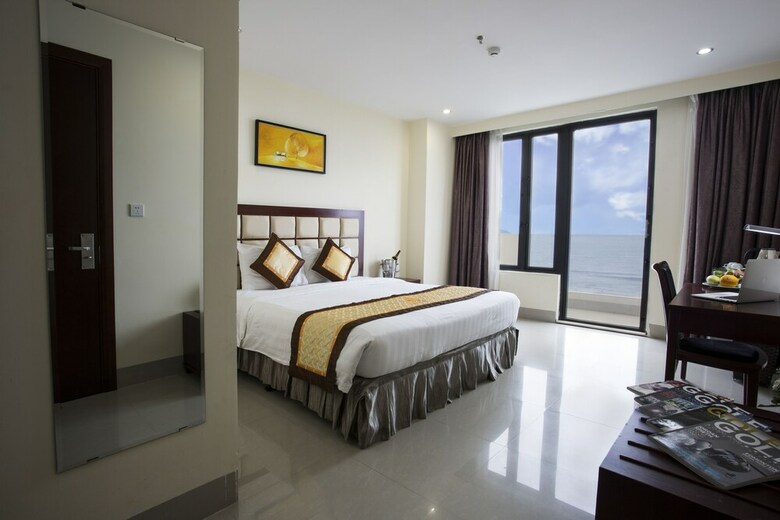 Sea Front Hotel