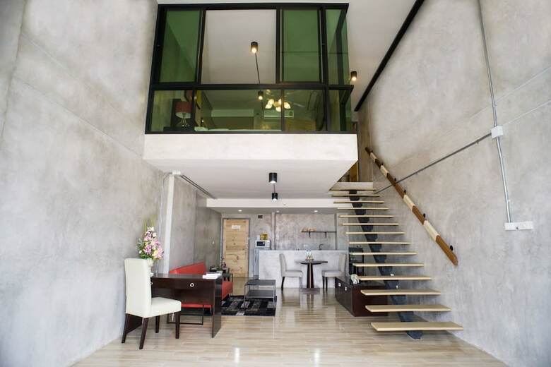 Hotel Prestige Chiang Mai