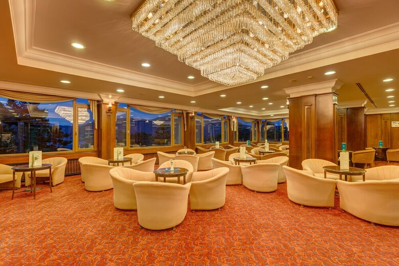 Hotel B�y�k Abant Oteli