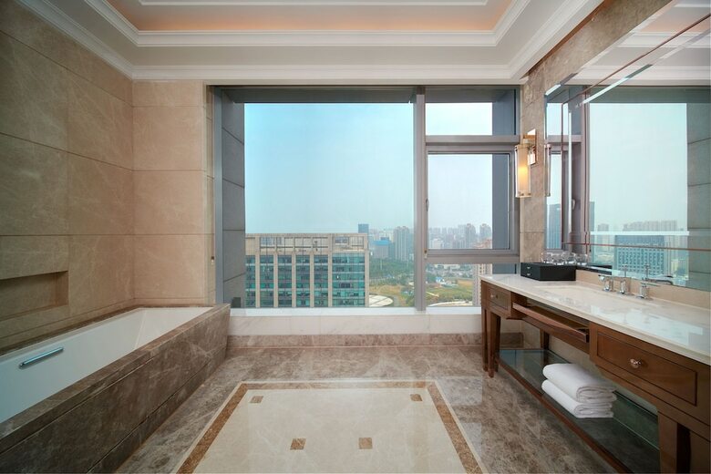 Sheraton Grand Wuhan Hankou Hotel