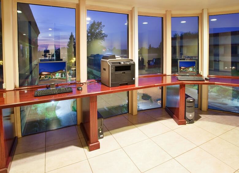 Hotel Holiday Inn Rancho Cordova