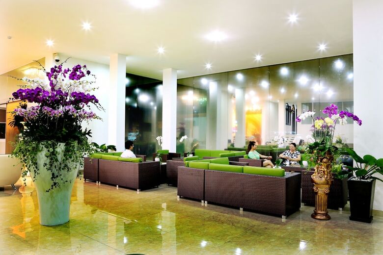 Thien Ha Hotel And Apartment