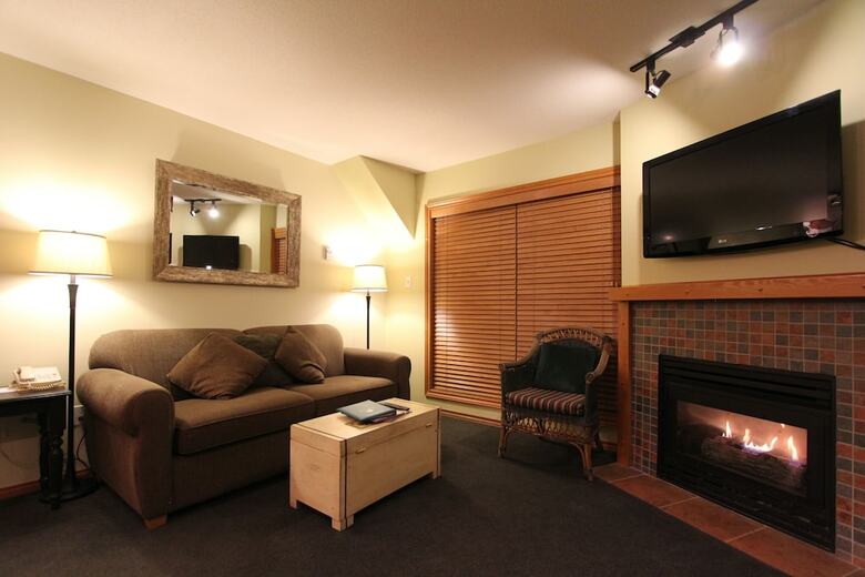 Accommodations By Whistler Retreats
