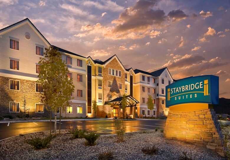 Hotel Staybridge Suites Rochester - Commerce Dr Nw
