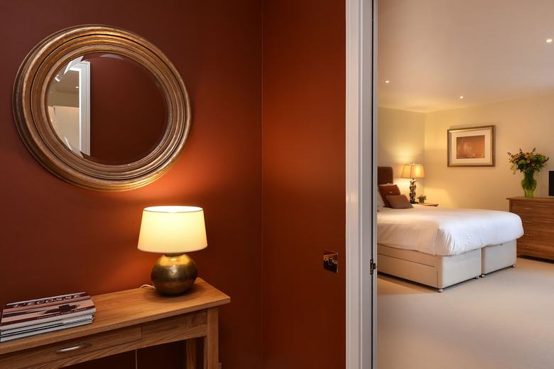 Highland Apartments By Mansley