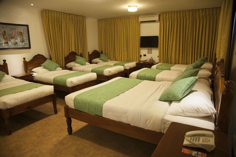 Hotel Felicidad