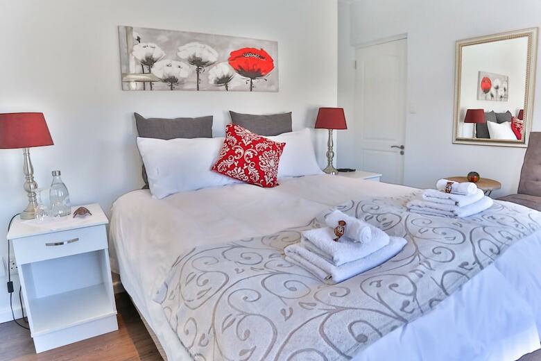 Hotel Abington Manor - Fish Hoek Guesthouse