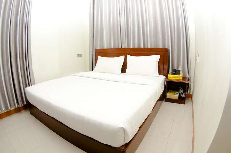 City Grand Hotel