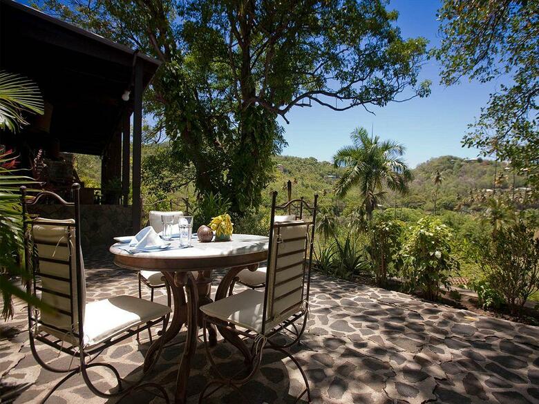 Hotel Firefly Plantation Bequia