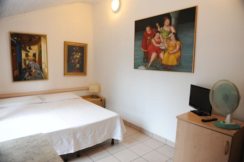 Apartamentos Victoria Hotels Carso