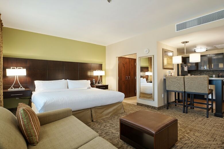 Hotel Staybridge Suites Chihuahua