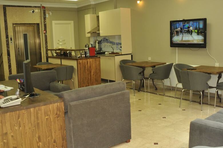 Net House Hotel