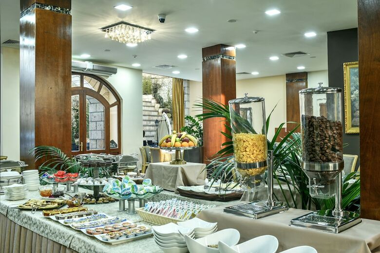 Hotel Bushi Resort & Spa