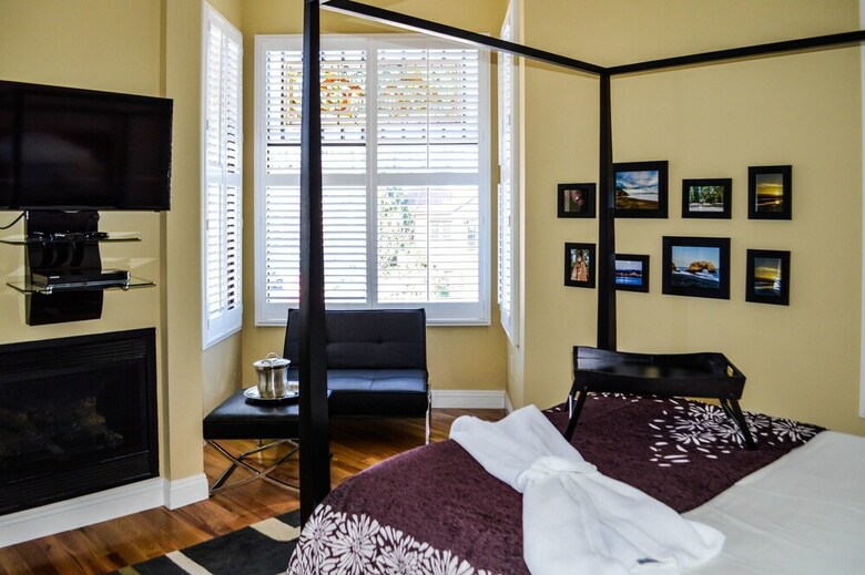 Hotel Rio Vista Suites