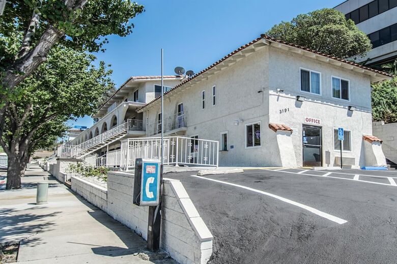Motel 6 Orange, Ca - Anaheim