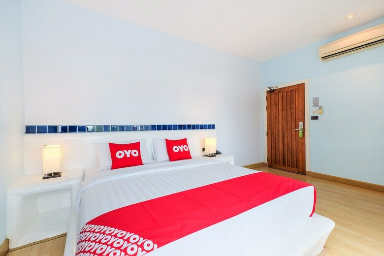 Apartamento Oyo The Chalet Phuket Resort