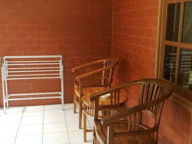Hotel Waringin Home Stay
