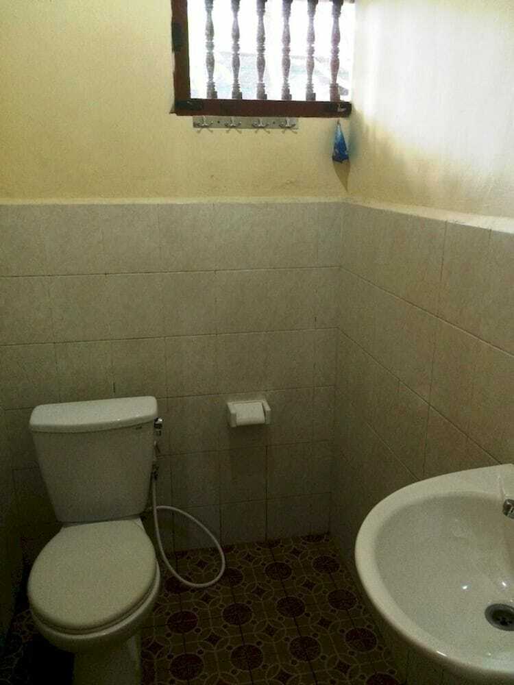 Hotel Waringin Home Stay